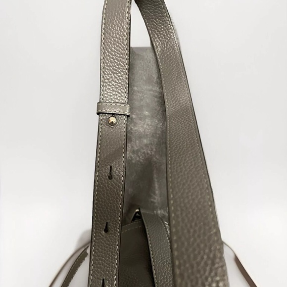 MARC JACOBS New York in Gray Leather Shoulder Bag - Picture 12 of 15